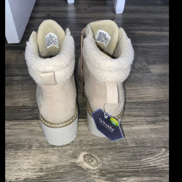 Size women's 6 cream colored Oleen boots, winter boots, water repellent shoes - Picture 4 of 5